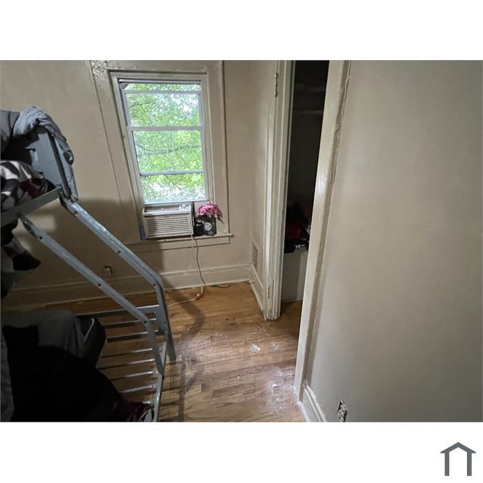 Bedroom #2 - 525 Tallman St