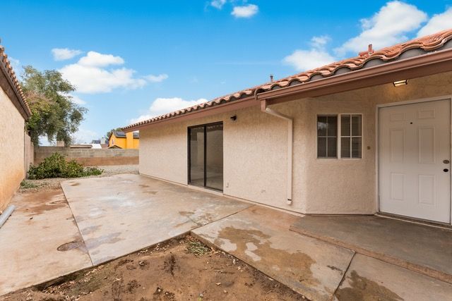Building Photo - 3551 Acorde Ave