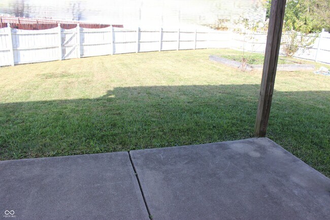 Building Photo - 5064 Gunston Ln