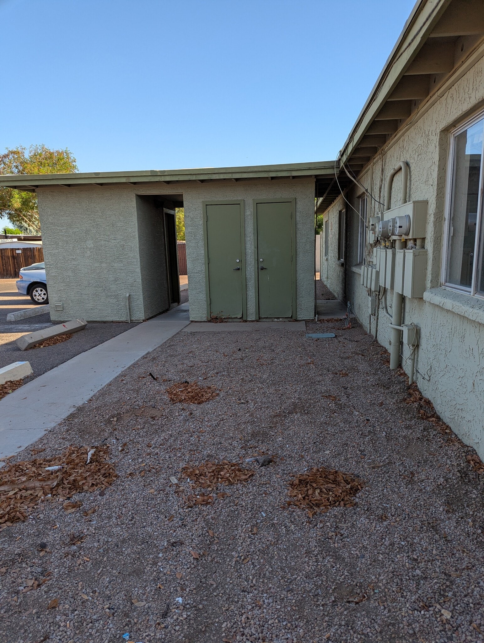 Building Photo - 1420 N Evergreen St