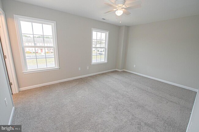 Building Photo - 242 Morgans Ct