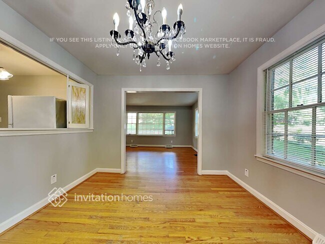 Building Photo - 2501 Wensley Dr