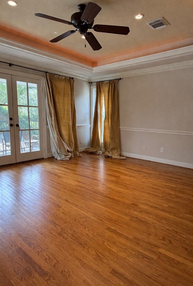 Building Photo - 3752 Rice Boulevard