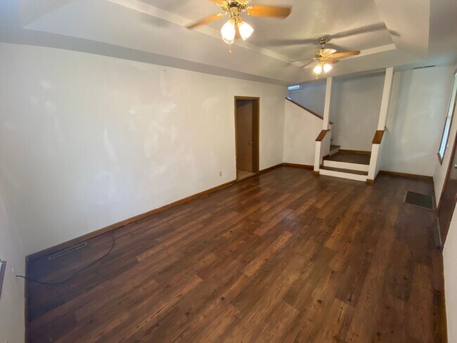 Building Photo - COLLEGE PRE-LEASING