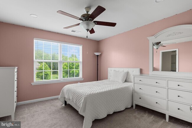 Building Photo - 40463 Aldie Springs Dr
