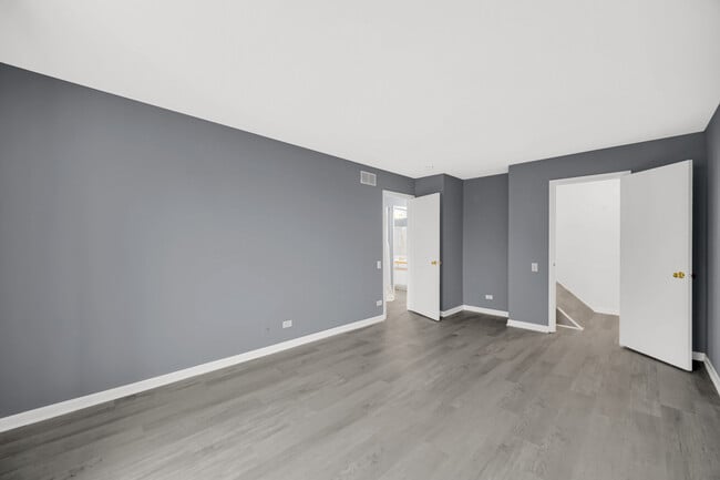 Building Photo - 439 Valley Forge Ct