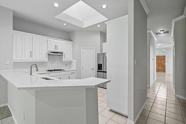 Building Photo - 4833 Heber Springs Trail