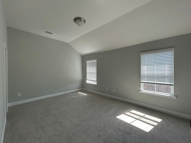 Building Photo - 1220 Grayson Ave