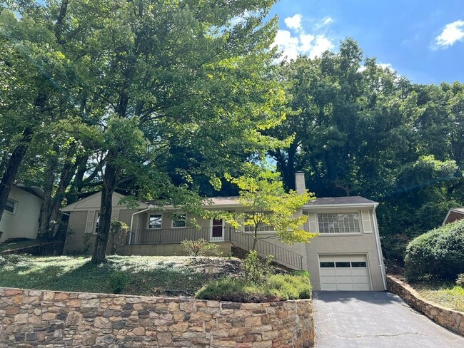 Primary Photo - Heart of South Roanoke-3120 Stoneridge Road