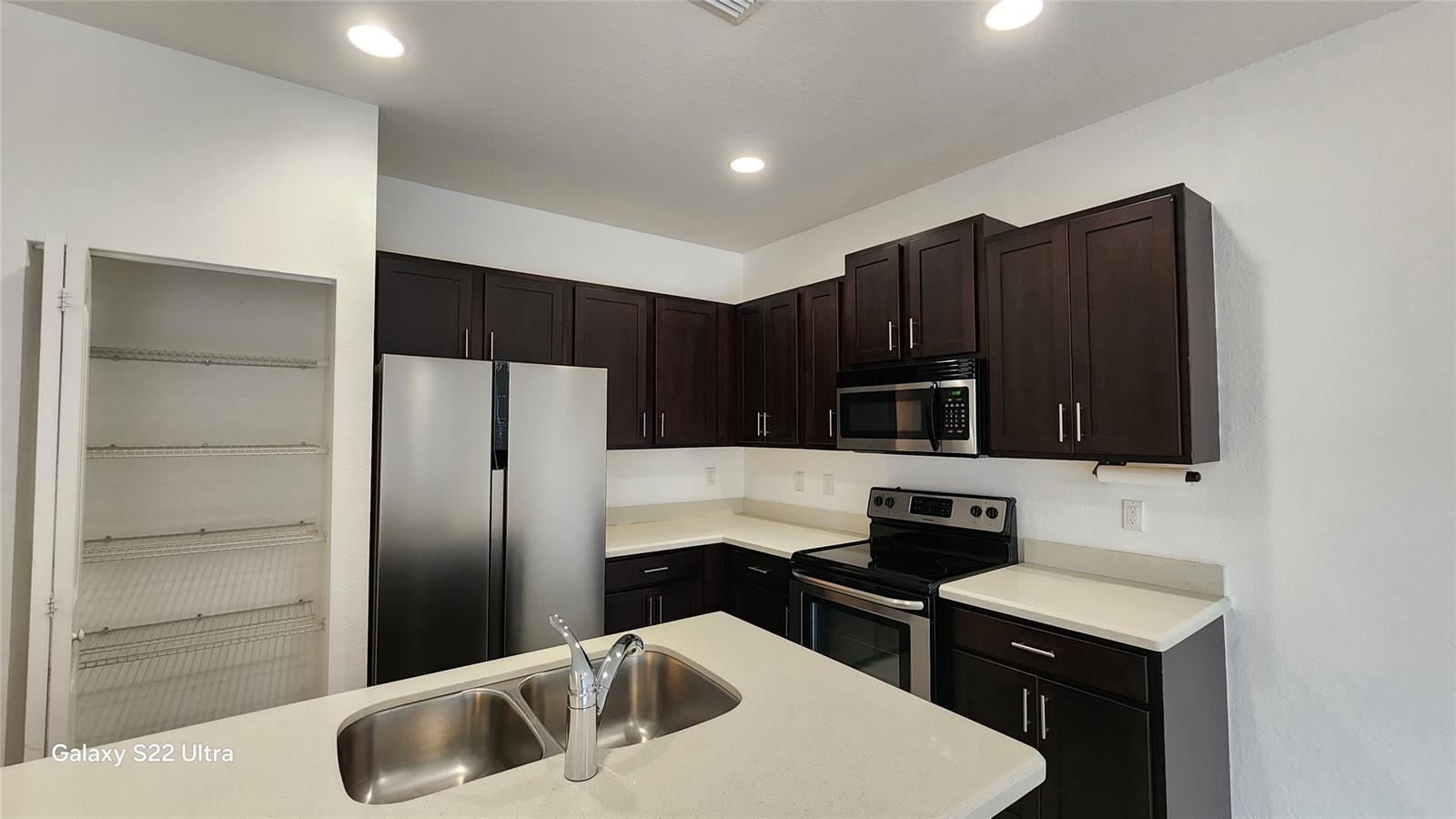 Building Photo - 3364 NW 10th Ave