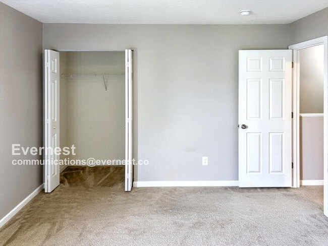 Building Photo - 3388 Glasgow Dr