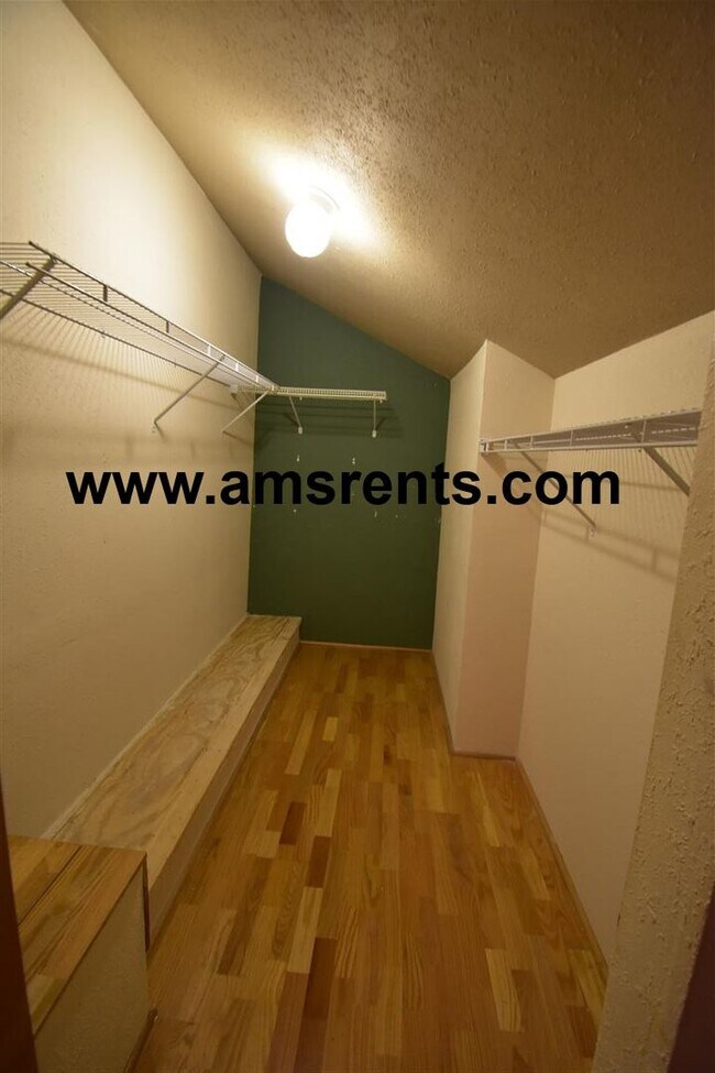 Building Photo - Spacious 3 bedroom House in Orlando