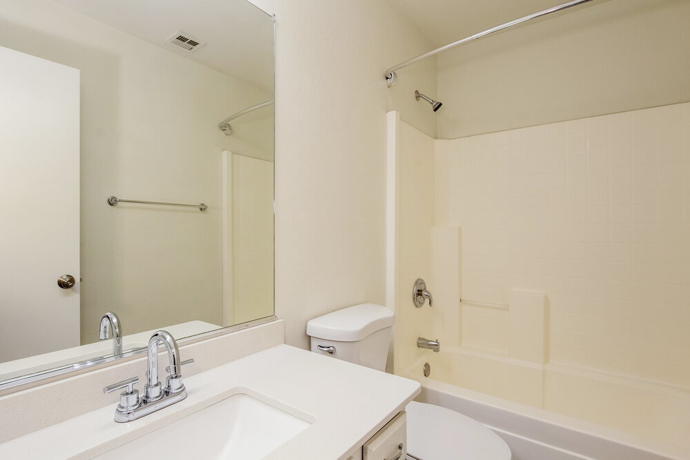 Building Photo - 2525 S 109th Dr