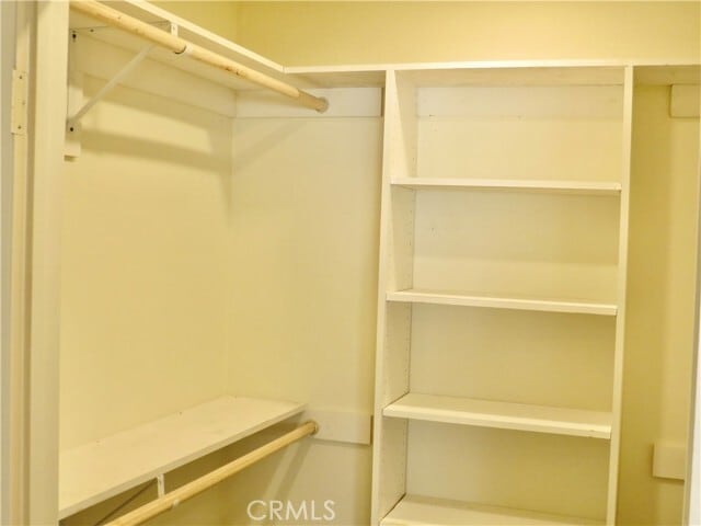 Building Photo - 3935 Bluff Pl