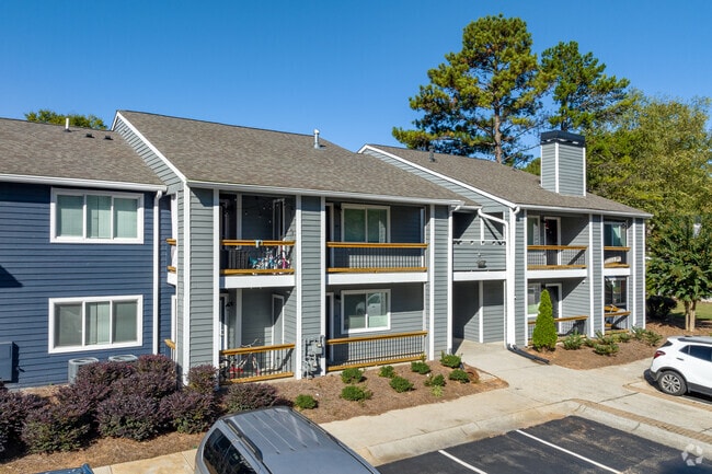 Building Photo - Crestmont Apartments