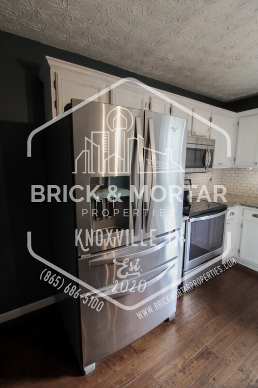 Building Photo - 808 Pioneer Dr