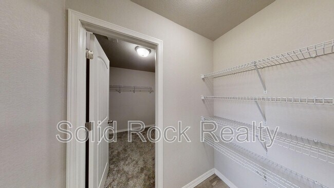 Building Photo - 10977 Quercia Cir