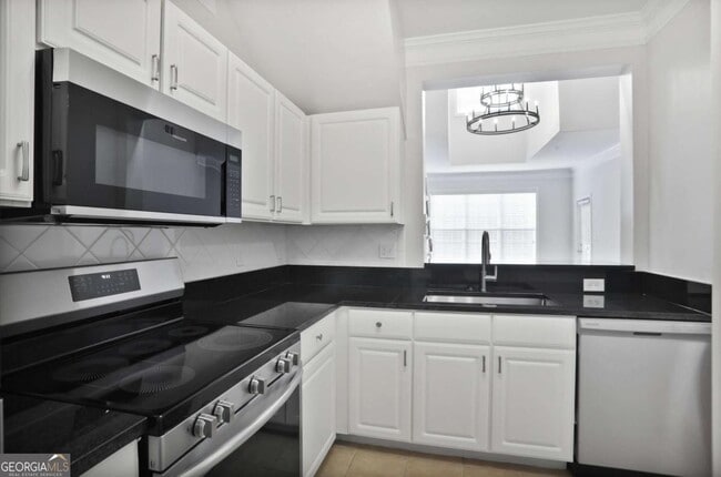 Building Photo - 1407 Westchester Ridge NE