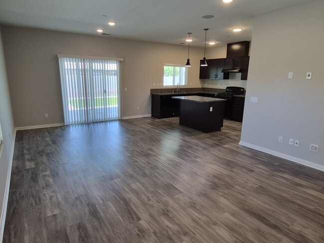 Building Photo - 31810 Ives Ct