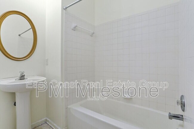 Building Photo - 91 Grindstone Dr