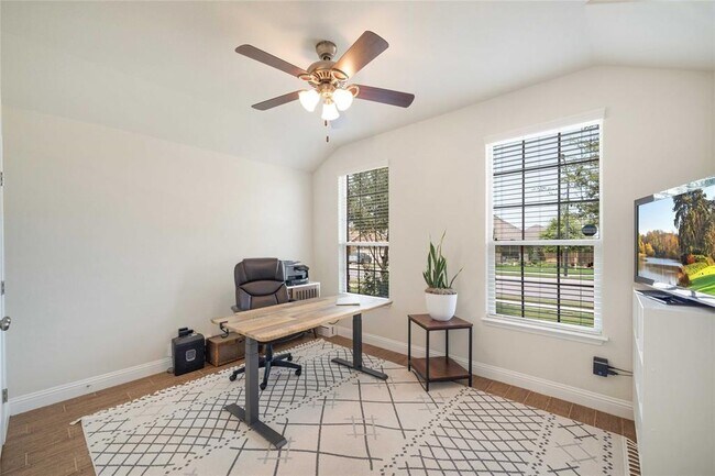 Building Photo - 3446 De Torres Cir