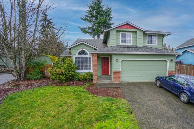 Building Photo - BEAUTIFUL FOUR BEDROOM LOCATED IN THE SHERWOOD SUB DIVISION