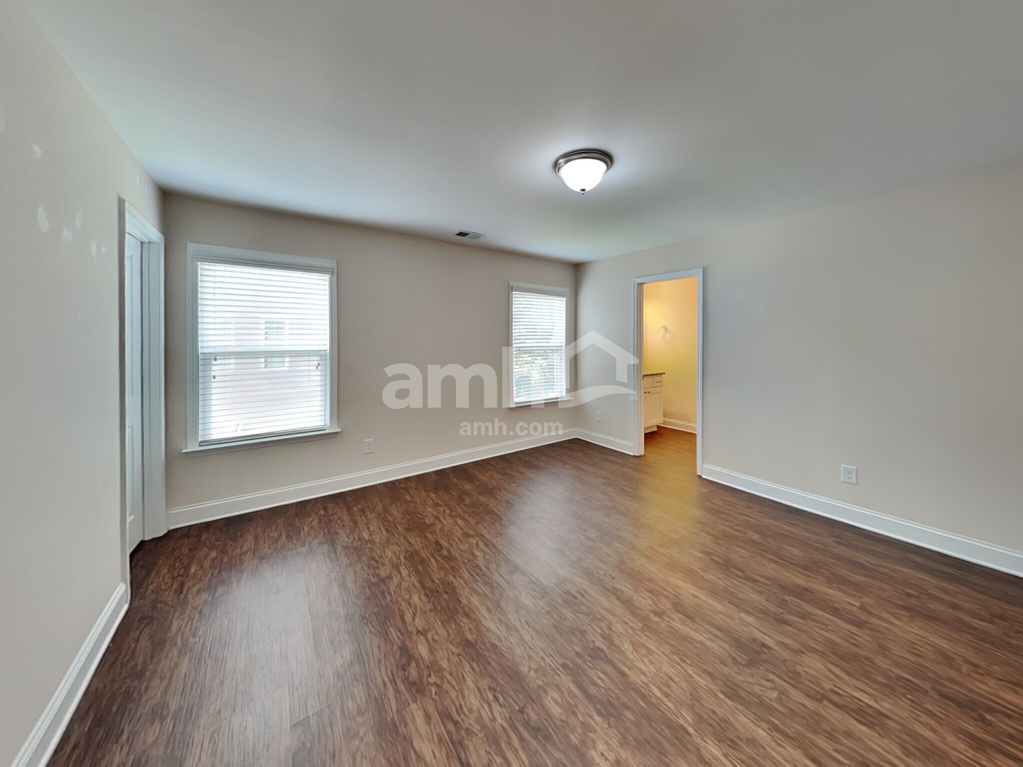 Building Photo - 1022 Monitor Ct