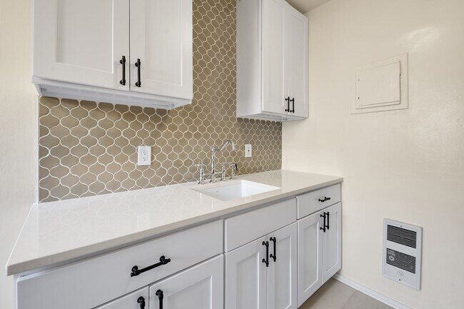 Interior Photo - Glen Eden LLC