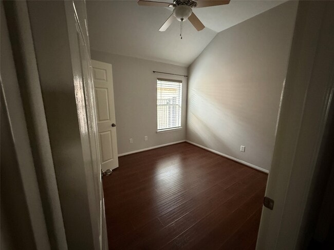 Building Photo - 18419 S Raven Shore Dr