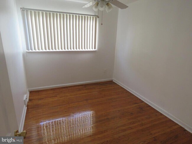 Building Photo - 3712 Mechanicsville Pl