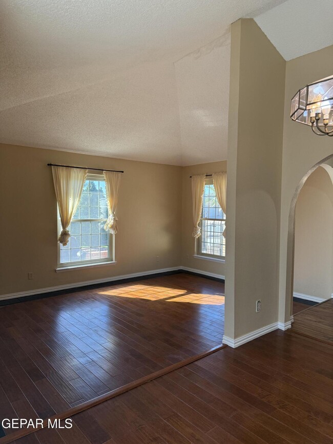 Building Photo - 3245 Nederland Ln