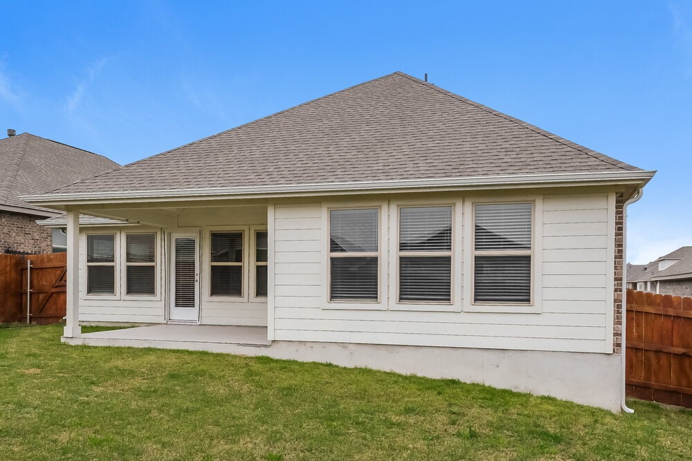 Building Photo - 5908 Bianca Dr