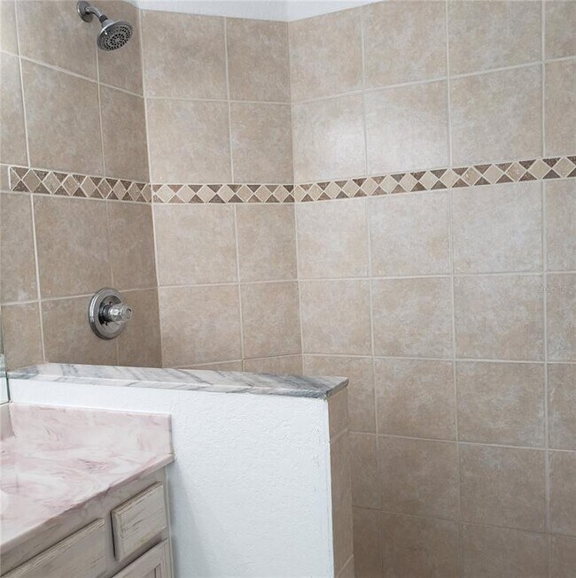 Building Photo - 5016 Sunridge Palms Dr