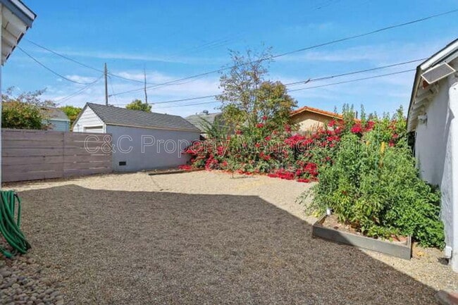 Building Photo - 59 W Castle St