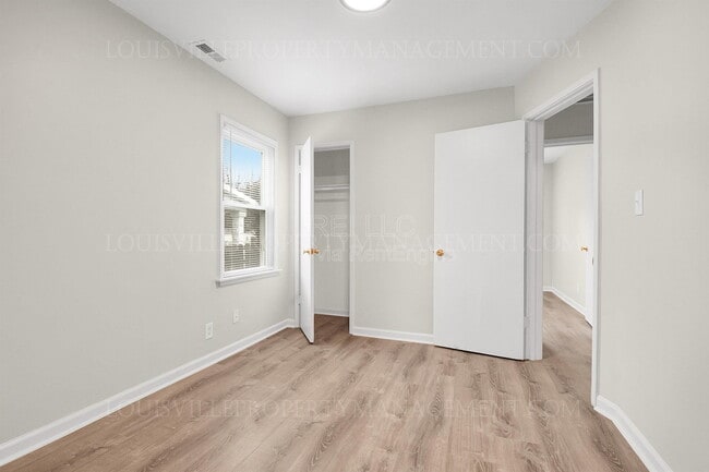 Building Photo - 3605 Parthenia Ave