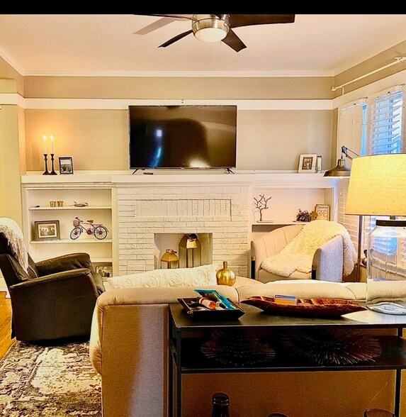 Building Photo - 715 Washington Blvd