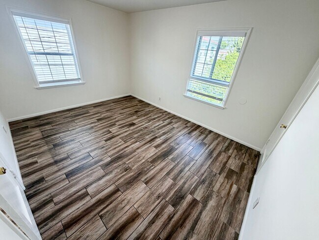 Building Photo - M 1616 S Atlantic