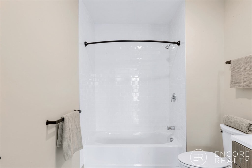 Building Photo - 375 Cummins Hwy