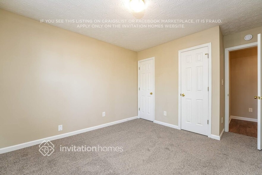 Building Photo - 975 James Ridge Dr