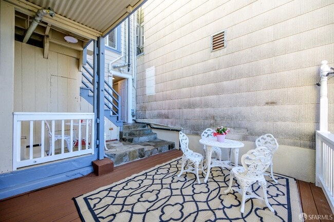 Building Photo - 2371 30th Ave