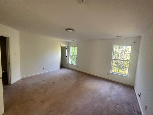 Building Photo - 11465 Abbots Cross Ln