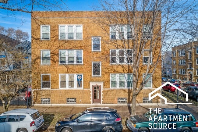 Building Photo - 1636 W Grace St