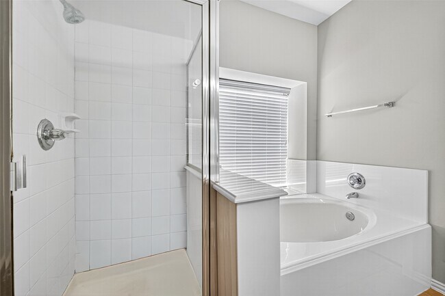 Building Photo - 4815 Claymill Ct