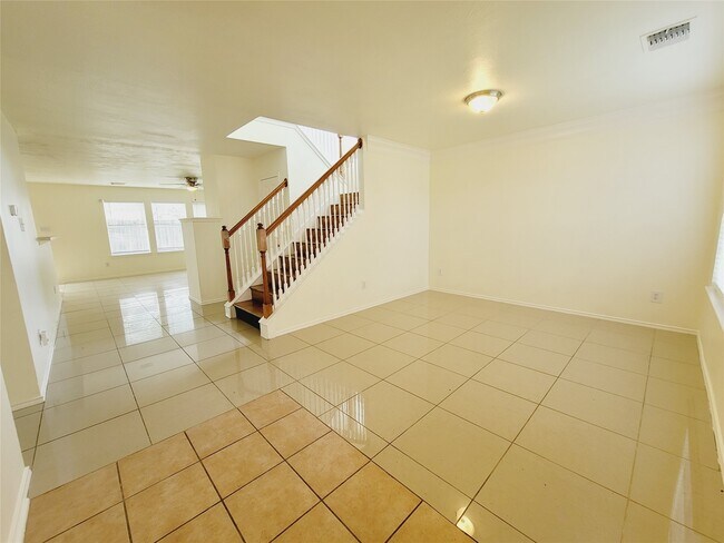 Building Photo - 3807 Brook Garden Ln