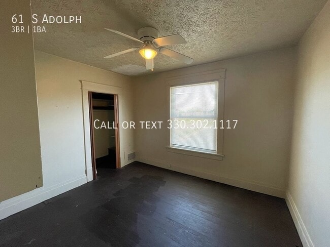 Building Photo - Three bedroom one bathroom duplex for rent