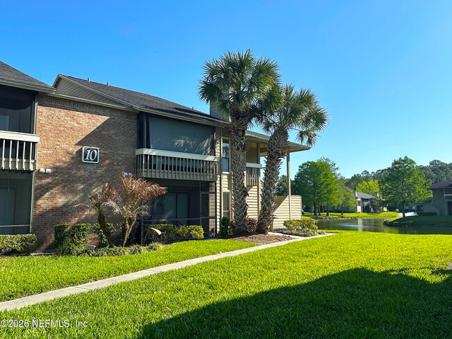 Building Photo - 10200 Belle Rive Blvd