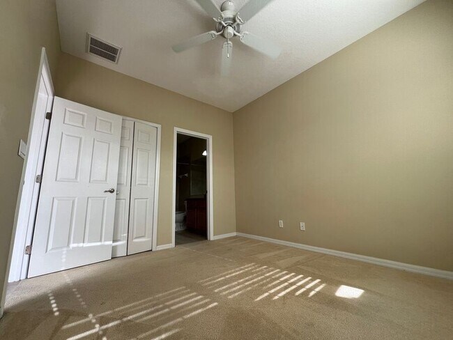 Building Photo - 2633 Rutledge Ct