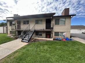 Building Photo - 2 Bedroom In North Ogden!