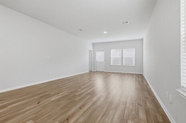 Building Photo - 8426 Sweet Cherry Ln