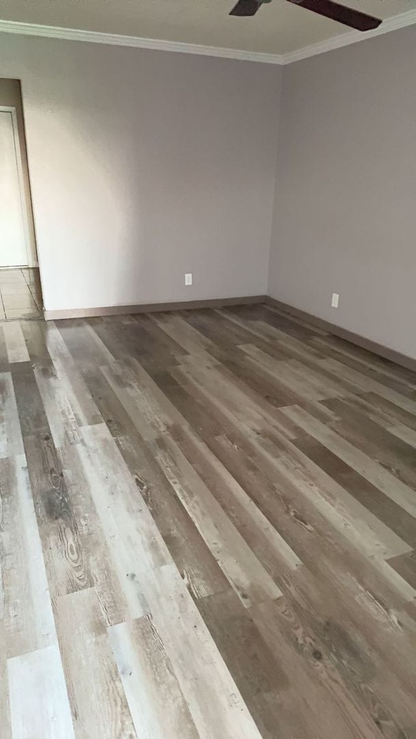 Building Photo - 3 bedroom 1.5 bathroom! HOUSING ACCEPTED!